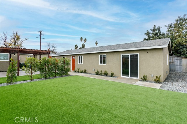 783 E Grand Avenue, Pomona CA: https://media.crmls.org/medias/9269de4e-865a-4379-80e7-5e872f431761.jpg