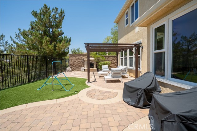 Detail Gallery Image 33 of 35 For 20860 Sardinia Way, Porter Ranch,  CA 91326 - 4 Beds | 3 Baths