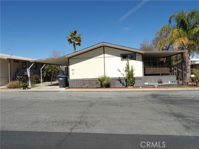 27701 Murrieta Road, Menifee CA: https://media.crmls.org/medias/926ab0b3-21c7-424b-8f57-9424ed7feb3f.jpg