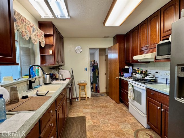 Detail Gallery Image 15 of 28 For 3481 Bell, Chico,  CA 95973 - 3 Beds | 1/1 Baths