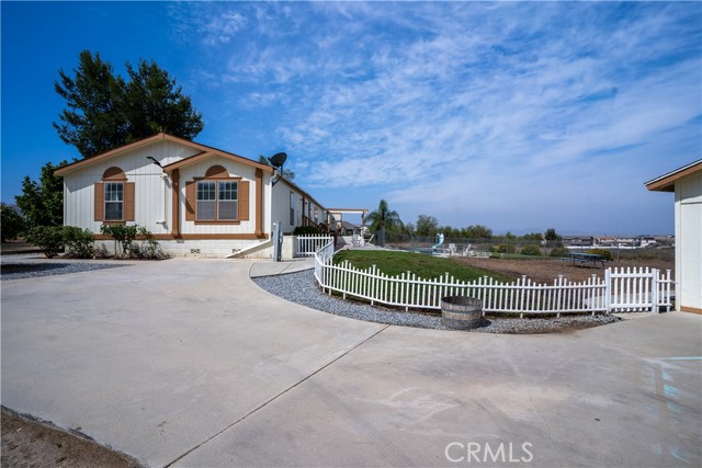 Image 33 of 39 For 25795 Leon Road