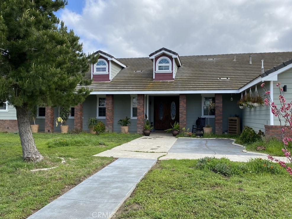 42500 Shaw Lane, Murrieta, CA 92562