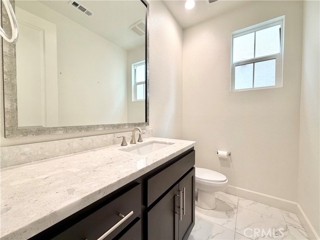 Detail Gallery Image 13 of 38 For 38572 Rosegate Pl, Murrieta,  CA 92563 - 4 Beds | 4/1 Baths