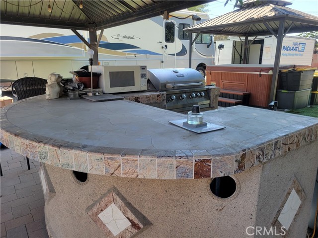 7161 N Atlantic Place, Long Beach CA: https://media.crmls.org/medias/926c2c36-d529-485f-ac92-4c84a2b63585.jpg