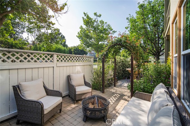 1 Evergreen Road, Ladera Ranch CA: https://media.crmls.org/medias/926cc3bd-ac86-40d8-a56e-9569a9329a4d.jpg