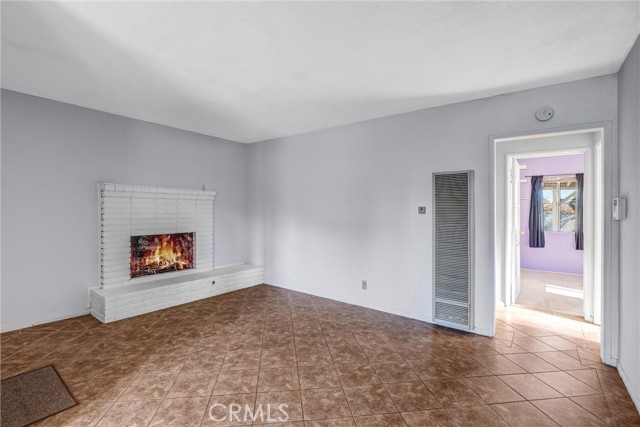 1143 E 220th Street, Carson CA: https://media.crmls.org/medias/926cc401-22d0-4cdd-8ae8-87519506fab5.jpg