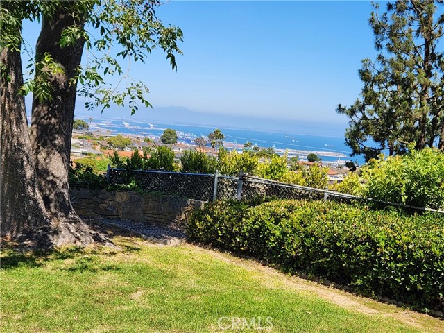 2817 San Ramon Drive, Rancho Palos Verdes CA: https://media.crmls.org/medias/926d89fc-f855-45d1-abec-ea8a62bfa1ce.jpg