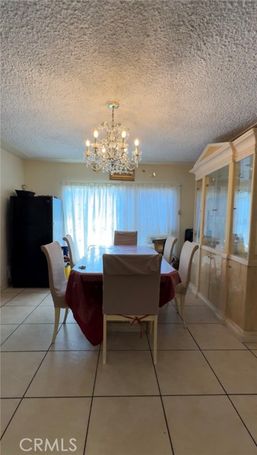 8758 S Hobart Boulevard, Los Angeles CA: https://media.crmls.org/medias/926e3a14-9575-473e-acd6-dfa3c5b241bb.jpg