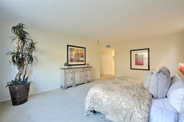 Detail Gallery Image 20 of 38 For 21 Tioga Pl, Irvine,  CA 92602 - 6 Beds | 3/1 Baths