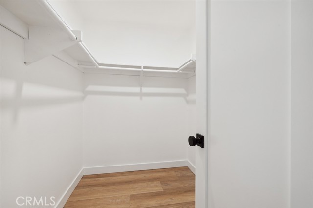 17000 Burbank Boulevard, Encino CA: https://media.crmls.org/medias/926f4575-cd44-4595-a522-f768fab7ce57.jpg