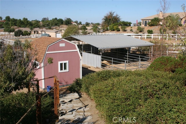23641 ROSE QUARTZ Drive, Perris CA: https://media.crmls.org/medias/926f6186-d479-412f-930e-1e217444e804.jpg