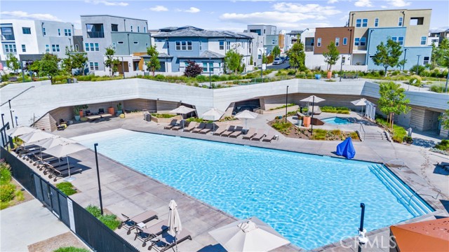 167 Sash, Irvine CA: https://media.crmls.org/medias/926fbae9-fb81-430b-b7ea-90e6001a8658.jpg