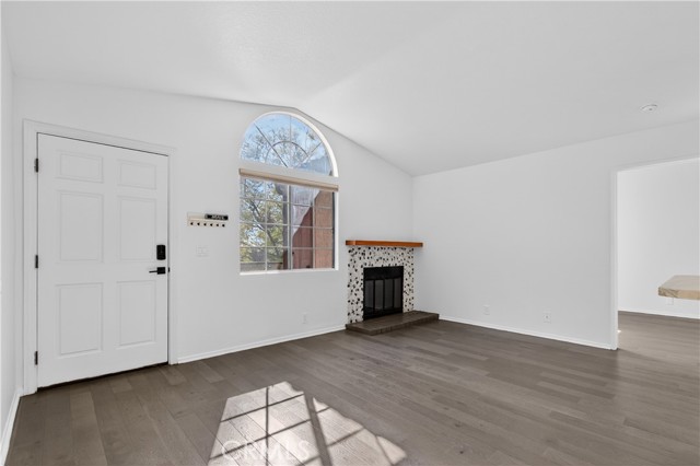 Detail Gallery Image 5 of 21 For 60 Flor De Mar, Rancho Santa Margarita,  CA 92688 - 2 Beds | 2 Baths