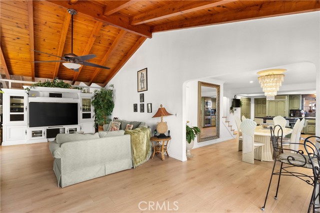 Detail Gallery Image 19 of 45 For 13192 Silver Birch, Tustin,  CA 92780 - 4 Beds | 3 Baths