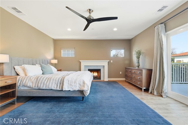 Detail Gallery Image 37 of 57 For 2311 W Clark Ave, Burbank,  CA 91506 - 4 Beds | 4/1 Baths