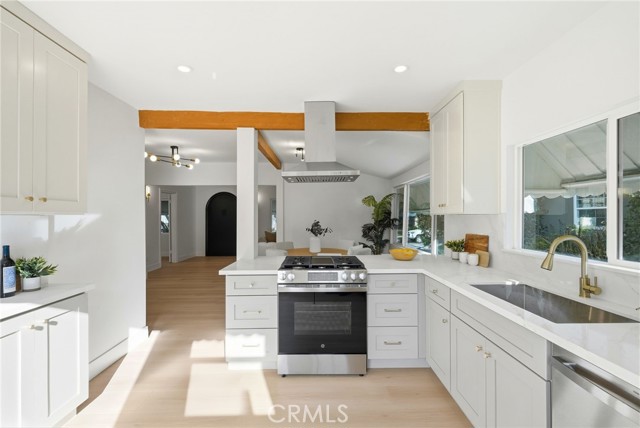 Detail Gallery Image 19 of 58 For 829 N Valley, Burbank,  CA 91505 - 2 Beds | 2 Baths