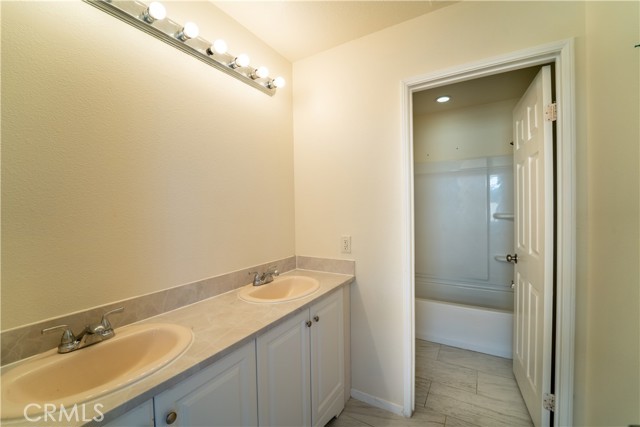 Detail Gallery Image 21 of 41 For 3294 Treehouse, Perris,  CA 92571 - 4 Beds | 3 Baths