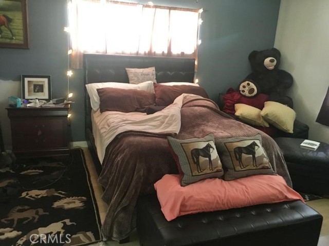 Detail Gallery Image 8 of 19 For 5827 Corbin Ave, Tarzana,  CA 91356 - 3 Beds | 2 Baths