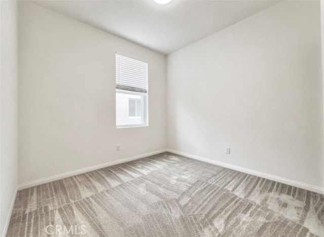 150 Unity, Irvine CA: https://media.crmls.org/medias/92721085-5c7f-4a93-9016-a9e7b8f95e20.jpg