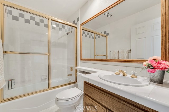 Detail Gallery Image 44 of 55 For 18830 Beechtree Ln, Porter Ranch,  CA 91326 - 5 Beds | 4/1 Baths