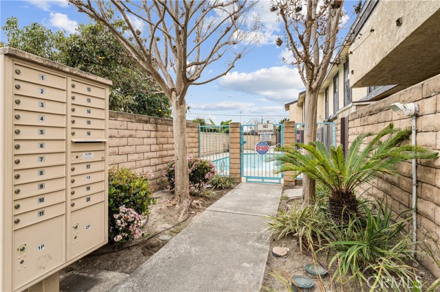 Detail Gallery Image 35 of 50 For 11390 Lampson #8,  Garden Grove,  CA 92840 - 2 Beds | 2 Baths