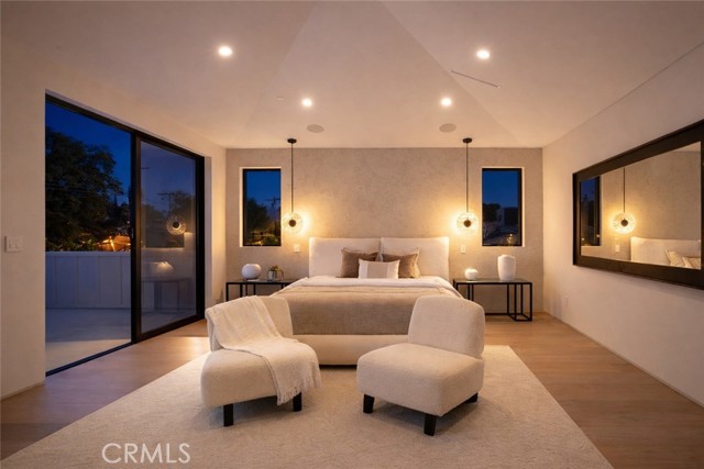 Detail Gallery Image 34 of 73 For 16728 Morrison St, Encino,  CA 91436 - 7 Beds | 6/1 Baths