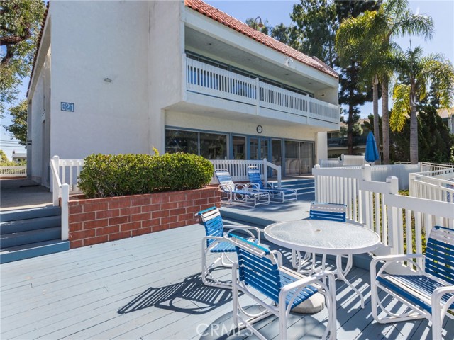 649 Prospect Avenue, Redondo Beach, California 90277, 2 Bedrooms Bedrooms, ,1 BathroomBathrooms,Residential,Sold,Prospect,IN21235128