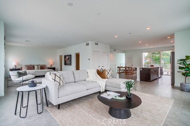 Detail Gallery Image 7 of 53 For 2015 Placentia Ave, Costa Mesa,  CA 92627 - 0 Beds | 1/1 Baths