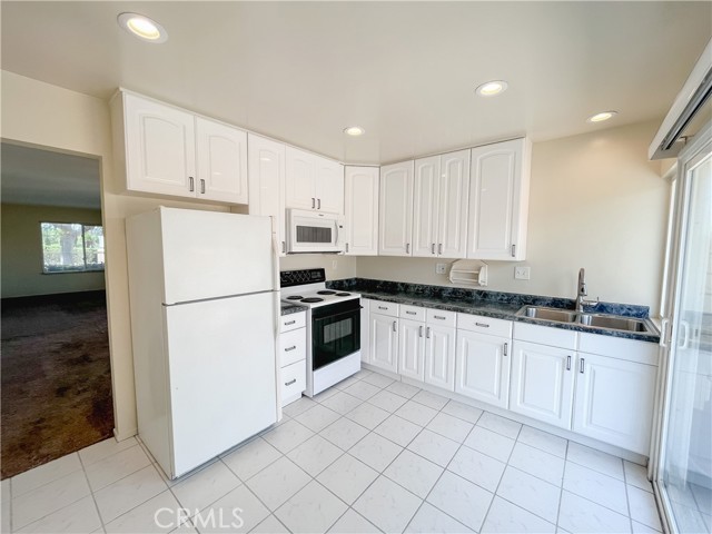 10018 Fall River Court, Fountain Valley, CA 92708