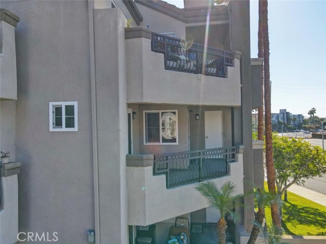 Detail Gallery Image 9 of 40 For 310 Lake St #213,  Huntington Beach,  CA 92648 - 2 Beds | 2 Baths