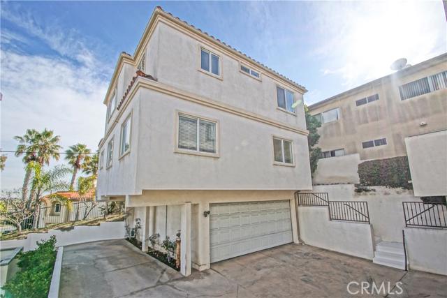 1020 Torrance Boulevard, Redondo Beach, California 90277, 3 Bedrooms Bedrooms, ,2 BathroomsBathrooms,Residential,Sold,Torrance,SB16007461