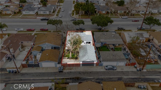 9936 Rosecrans Avenue, Bellflower, California 90706, 4 Bedrooms Bedrooms, ,2 BathroomsBathrooms,Single Family Residence,For Sale,Rosecrans,MB25032816