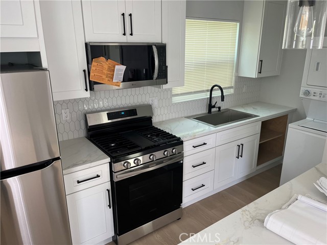 12119 Kalnor, Norwalk CA: https://media.crmls.org/medias/92760090-0dac-4435-b07f-e56d43efcb52.jpg