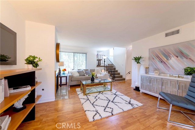 Detail Gallery Image 21 of 41 For 1118 Magnolia St #C,  South Pasadena,  CA 91030 - 3 Beds | 2/1 Baths