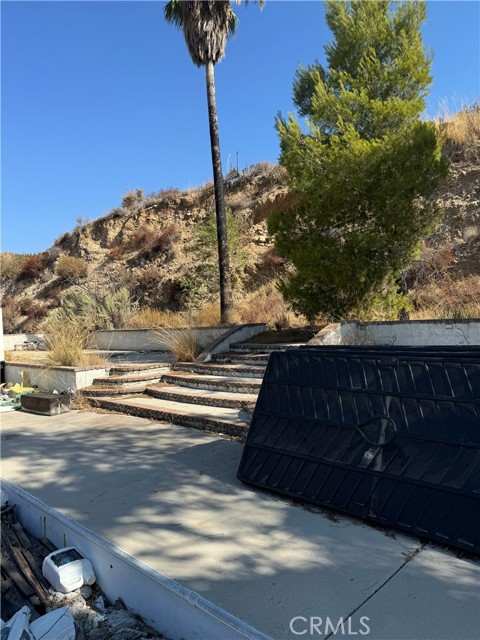 Image 2 of 5 For 8235 Soledad Canyon Road