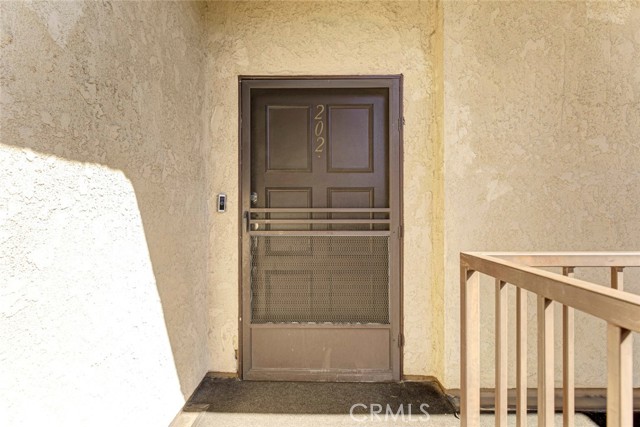 Detail Gallery Image 19 of 39 For 17522 Sherman Way #202,  Van Nuys,  CA 91406 - 2 Beds | 3 Baths