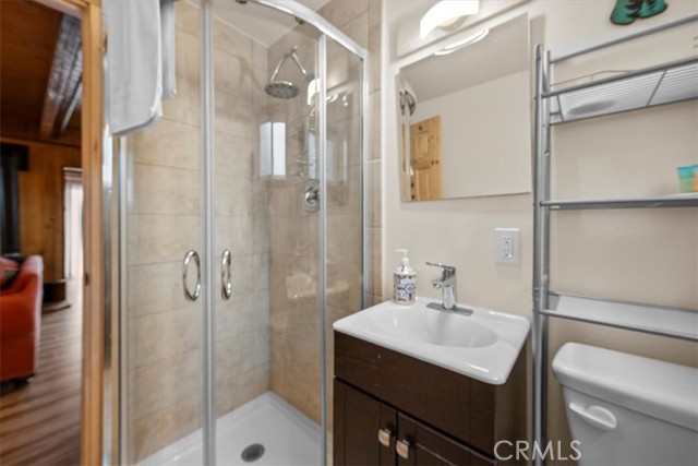 Detail Gallery Image 18 of 42 For 567 Highland, Big Bear Lake,  CA 92315 - 3 Beds | 2 Baths