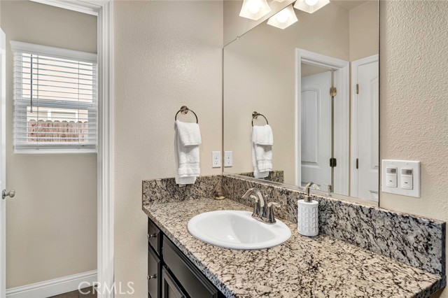 Detail Gallery Image 25 of 66 For 1765 Clearwater St, Tulare,  CA 93274 - 4 Beds | 2 Baths