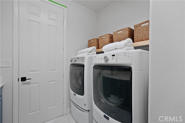 Detail Gallery Image 36 of 74 For 35987 Corte Renata, Murrieta,  CA 92562 - 5 Beds | 4 Baths