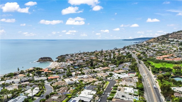 32702 Seven Seas Drive, Dana Point CA: https://media.crmls.org/medias/92790021-6b79-4e2d-a2a9-f1ffa07d8ec0.jpg