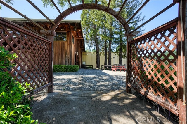 Detail Gallery Image 11 of 58 For 11171 S State Highway 29, Lower Lake,  CA 95457 - 1 Beds | 1/2 Baths