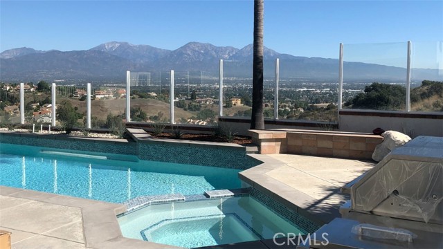 MLS# OC23183948