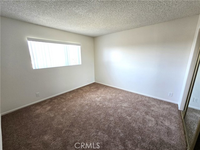 4015 W 137th Street, Hawthorne CA: https://media.crmls.org/medias/927a9185-c0ec-4364-b5e4-31ec1372b905.jpg