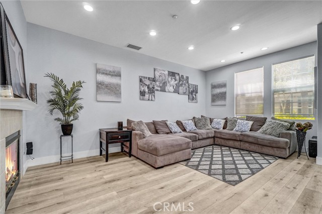Detail Gallery Image 4 of 24 For 7 Whitworth St, Ladera Ranch,  CA 92694 - 3 Beds | 2/1 Baths