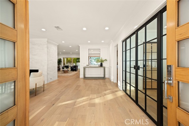 Detail Gallery Image 7 of 71 For 321 Wonderview Dr, Glendale,  CA 91202 - 4 Beds | 3 Baths