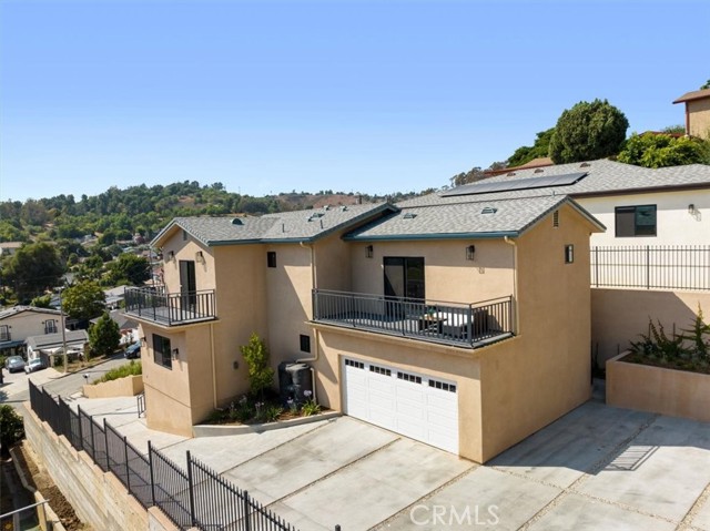 3722 Lomitas Drive, Los Angeles CA: https://media.crmls.org/medias/927ca126-175d-47c0-a4d2-34f88f026c03.jpg