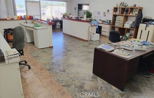 Detail Gallery Image 6 of 9 For 501 S Victoria, Corona,  CA 92879 - 3 Beds | 1 Baths