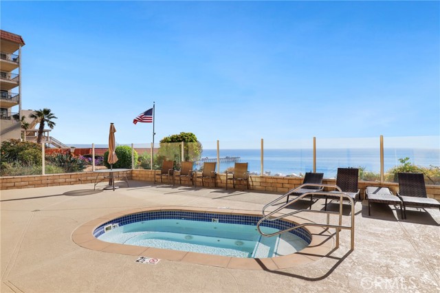 Detail Gallery Image 35 of 66 For 410 Corto Ln #E,  San Clemente,  CA 92672 - 2 Beds | 3 Baths