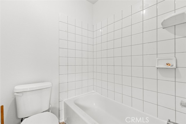 Detail Gallery Image 34 of 46 For 1102 San Juan St #B,  Tustin,  CA 92780 - 2 Beds | 2/1 Baths