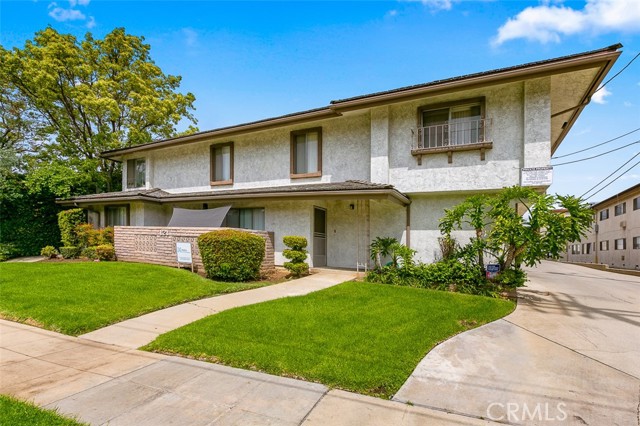 121 E Live Oak Street, San Gabriel CA: https://media.crmls.org/medias/927dcbbe-0b54-4871-b5d0-3a09b13c24e0.jpg